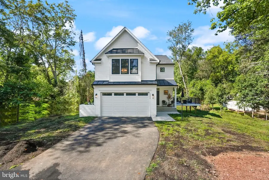 11433 Popes Head Rd, Fairfax Station, VA 22030 - Image #3