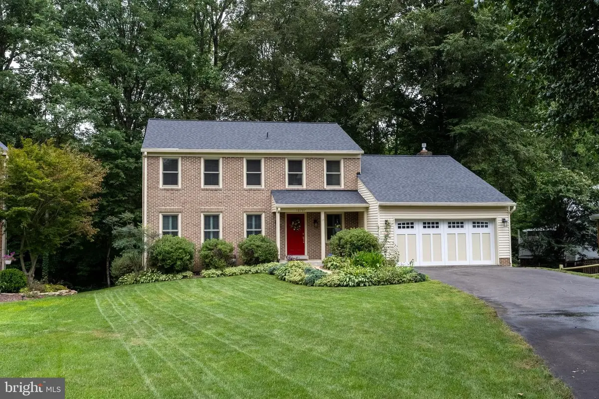10707 Paynes Church Dr, Fairfax Station, VA 22032 - Image #1