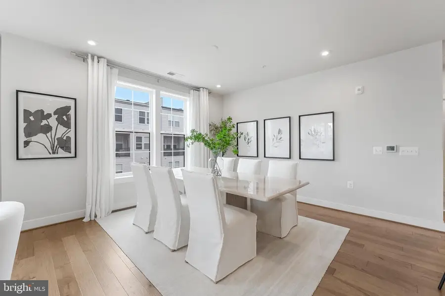 2320 Field Point Rd #201, Herndon, VA 20171 - Image #2