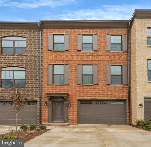 4323 Fountainview Dr, FAIRFAX, VA 22033