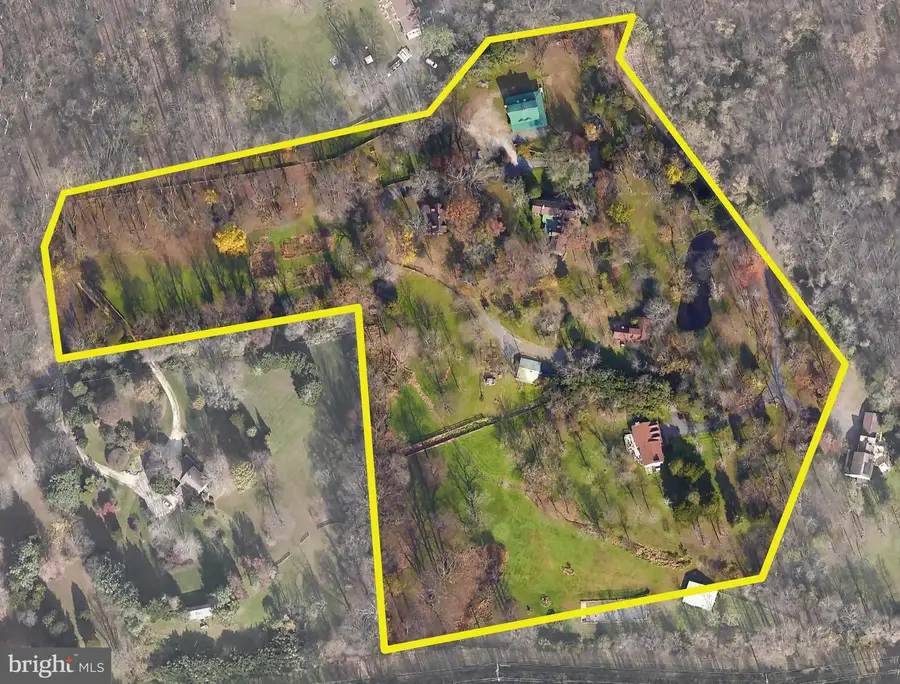 5300 Winfield Rd, Fairfax, VA 22030 - Image #2