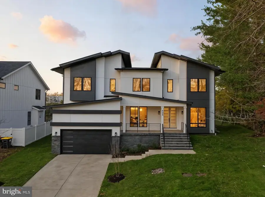 7306 Sportsman Dr, Falls Church, VA 22043 - Image #2