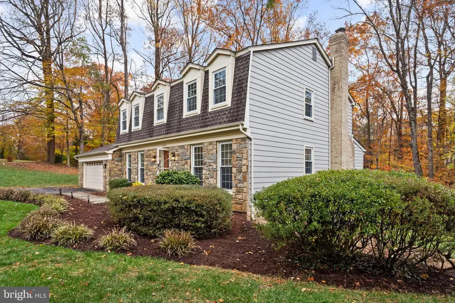 11317 Edenderry Dr, Fairfax, VA 22030 - Image #3