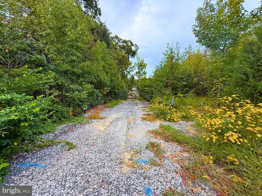 8811 Ox Rd, Lorton, VA 22079 - Image #2