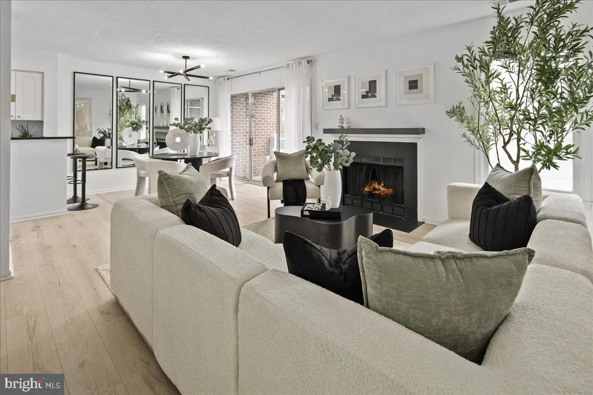 3150-l Covewood Ct #l, Falls Church, VA 22042 - Image #1