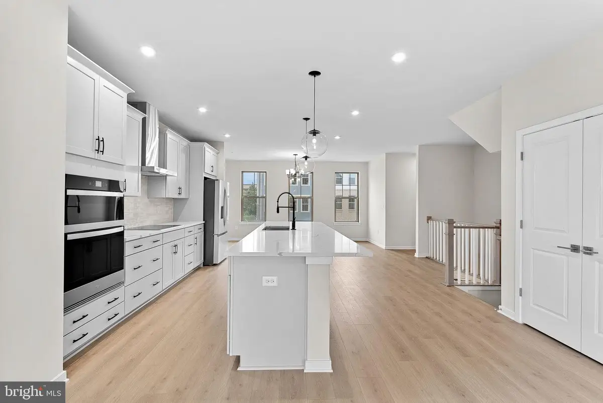 6235 Folly Ln, Alexandria, VA 22315 - Image #1