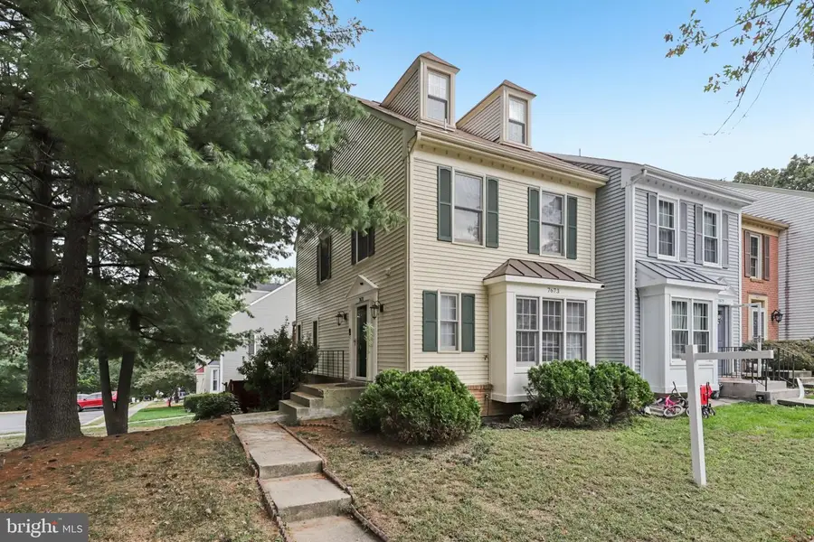 7673 Northern Oaks Ct, Springfield, VA 22153 - Image #2