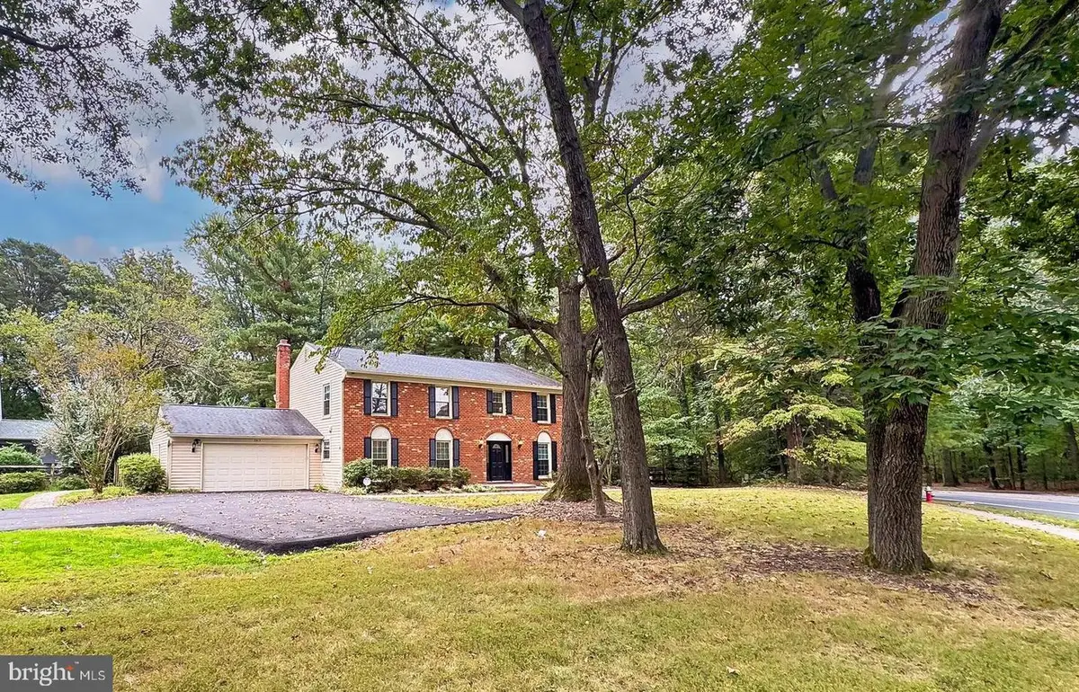 2015 Soapstone Dr, Reston, VA 20191 - #1