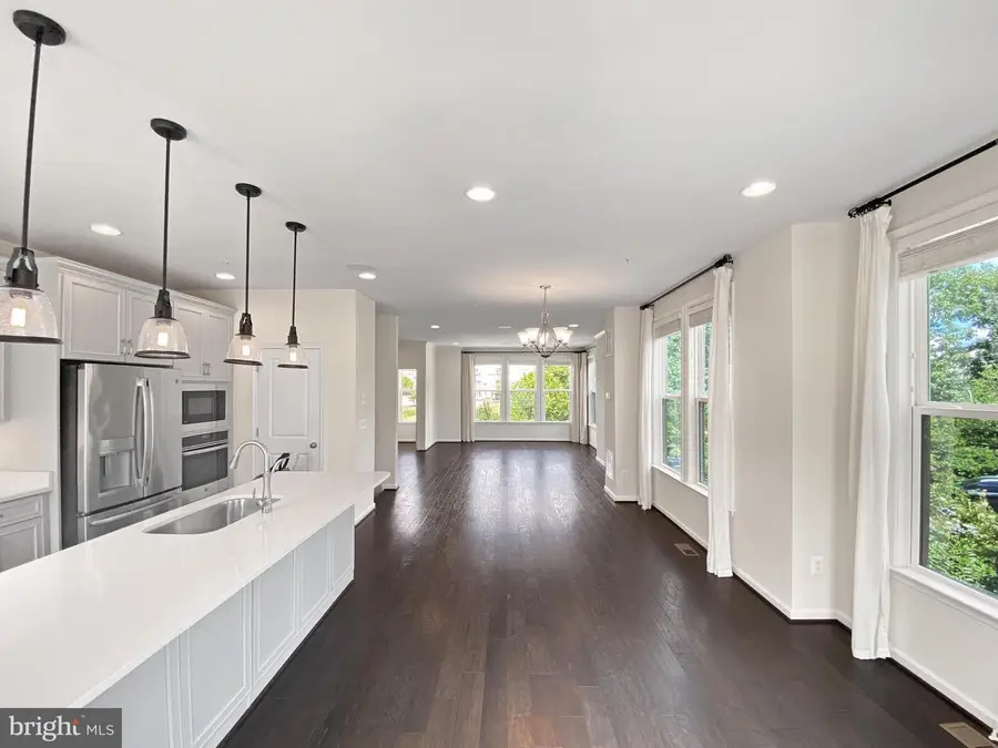 4967 Lakeside Xing, Chantilly, VA 20151 - Image #3