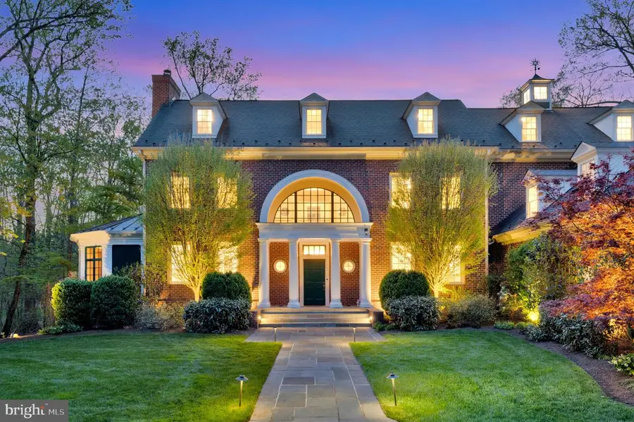 1110 Brook Valley Ln, McLean, VA 22102 - #2