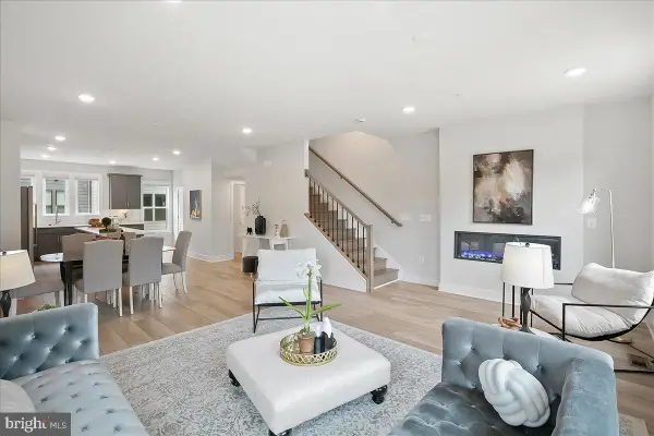 12768 Sunrise Valley Dr, RESTON, VA 20191