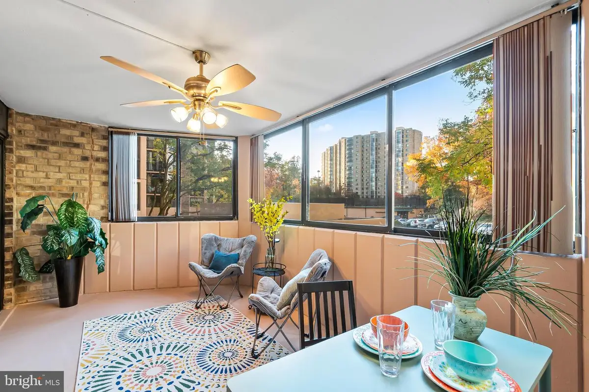 5904 Mount Eagle Dr #201, Alexandria, VA 22303 - Image #1