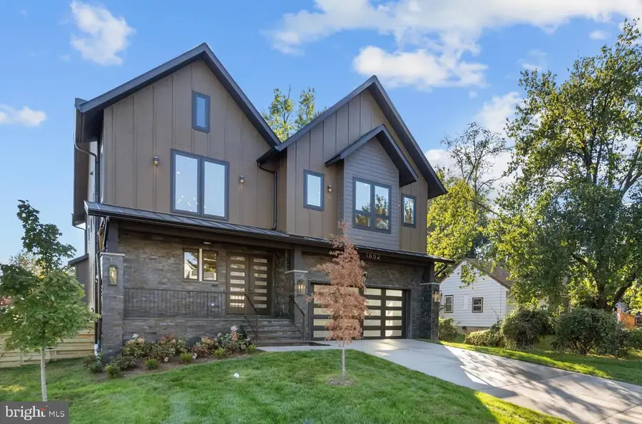 1852 Griffith Rd, Falls Church, VA 22043 - Image #3