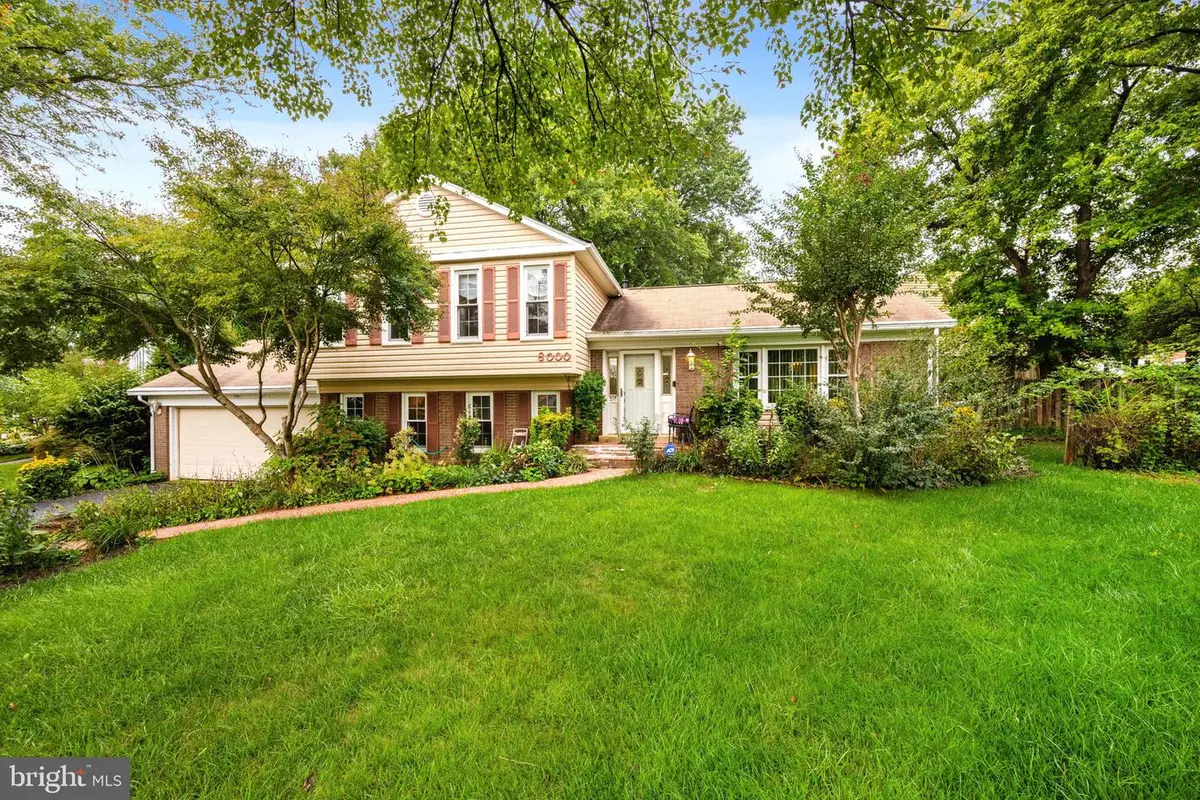 8000 Lady Lewis Ct, Springfield, VA 22153 - #1