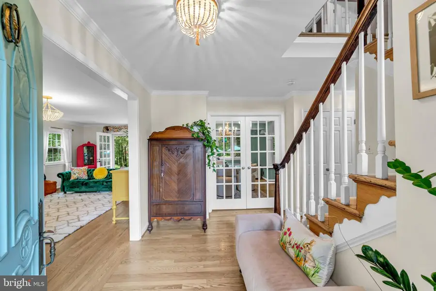 12215 Henderson Rd, Clifton, VA 20124 - Image #2