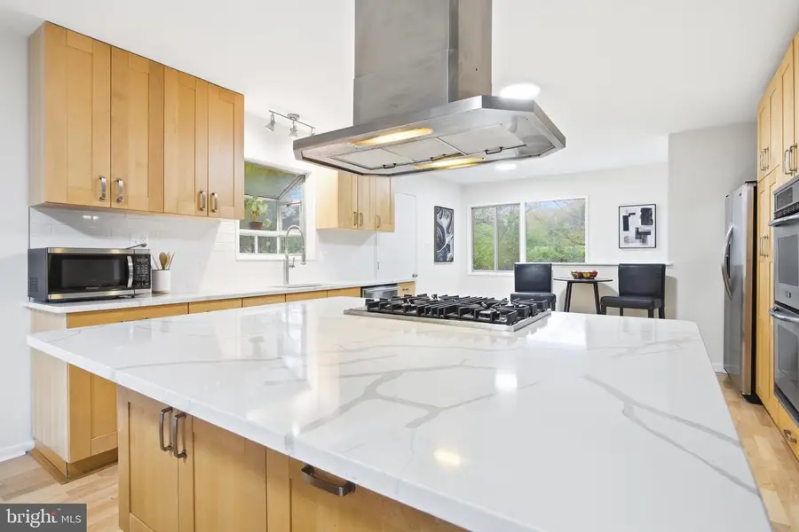 4024 Iva Ln, Annandale, VA 22003 - Image #3