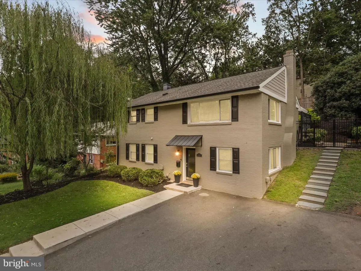 6330 Gentele Ct, Alexandria, VA 22310 - Image #1