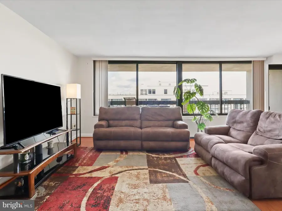 3705 S George Mason Dr #2617s, Falls Church, VA 22041 - Image #2