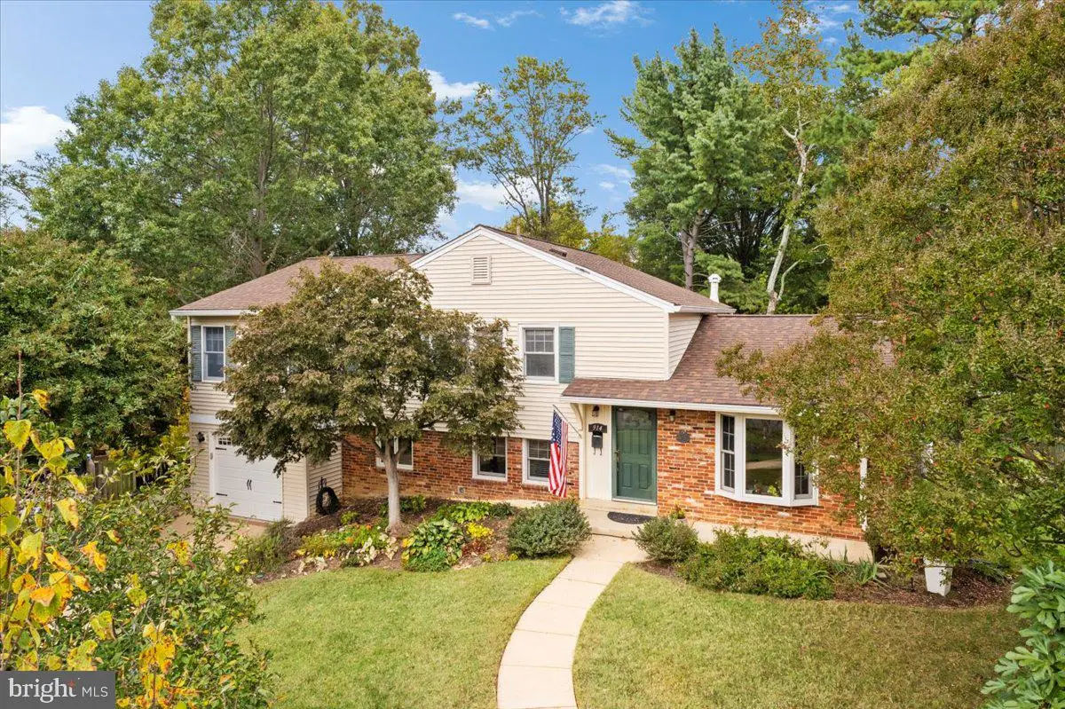 914 Dresden Ct, Alexandria, VA 22308 - #1