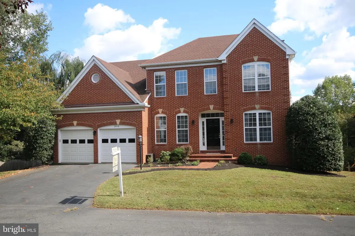2410 Dakota Lakes Dr, Herndon, VA 20171 - Image #1