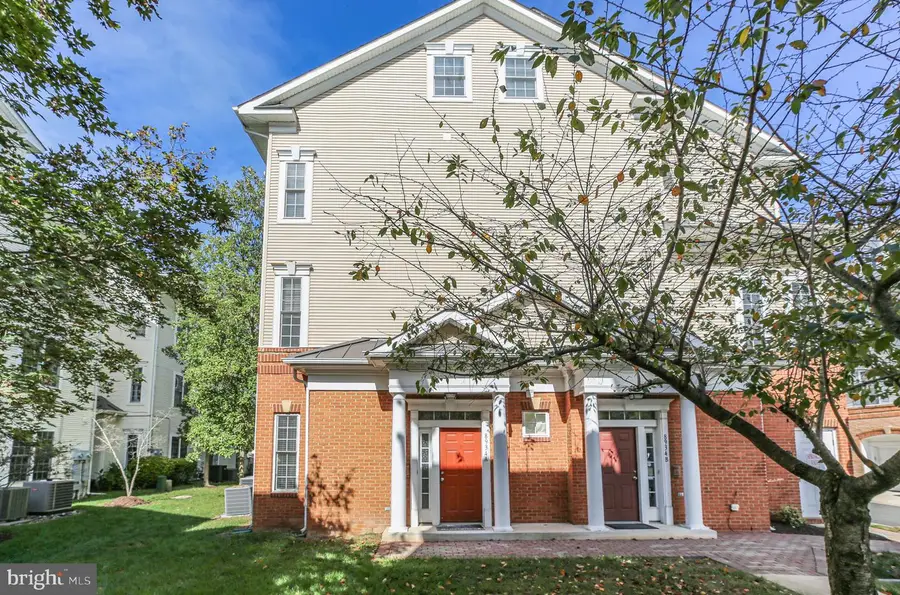 8934 Milford Haven Ct #34a, Lorton, VA 22079 - Image #3