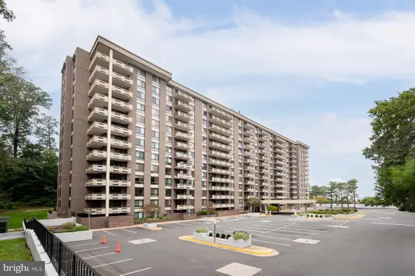 1808 Old Meadow Rd #1115, MCLEAN, VA 22102