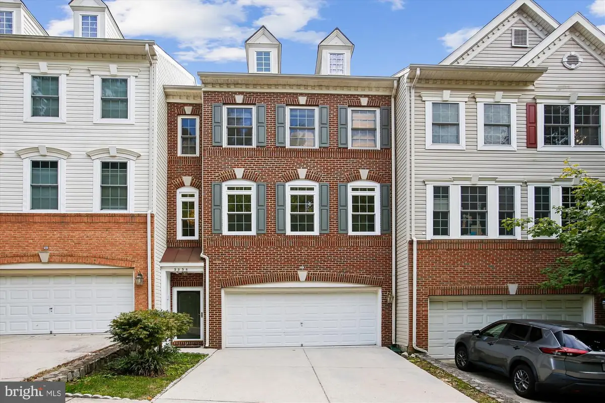 3335 Beechcliff Dr, Alexandria, VA 22306 - Image #1