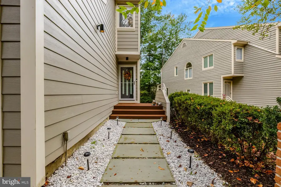 11110 Lakespray Way, Reston, VA 20191 - Image #2