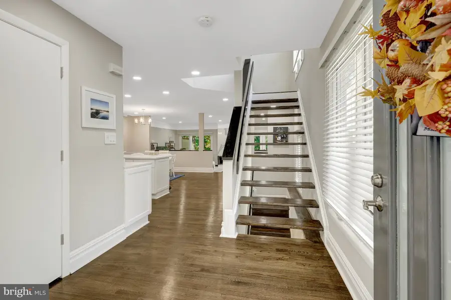 11110 Lakespray Way, Reston, VA 20191 - Image #3