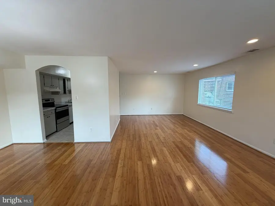 3804 El Cerrito Pl #4e, Alexandria, VA 22309 - Image #2