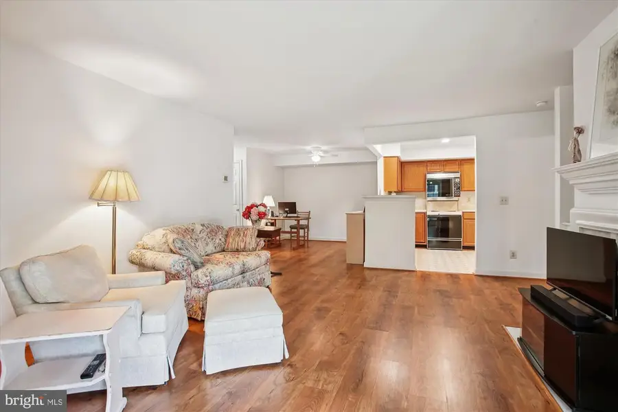 3800 Ridge Knoll Ct #2, Fair Oaks, VA 22033 - Image #3