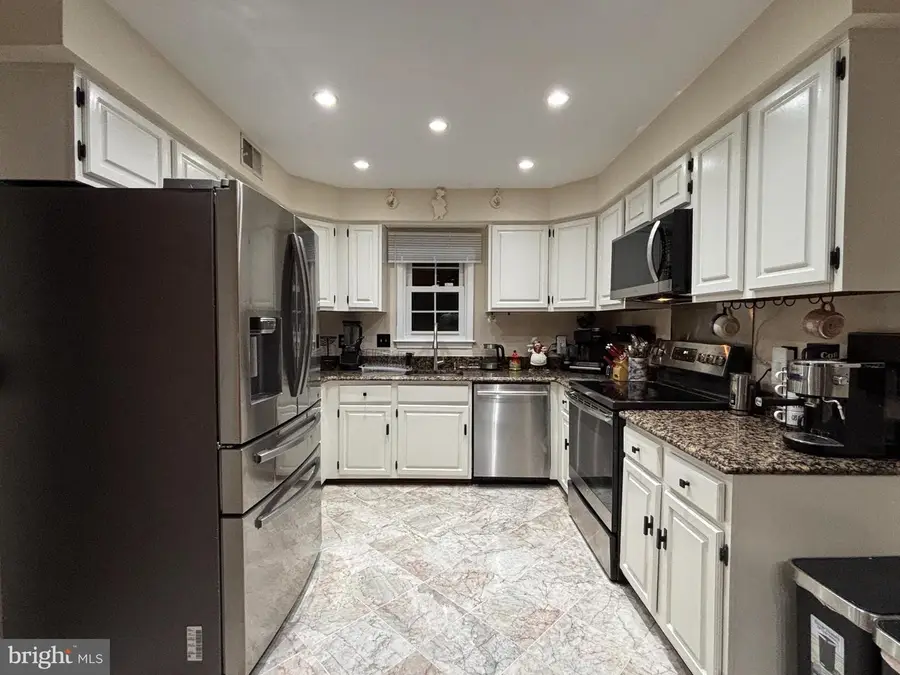 3606 Canoe Birch Ct, Franklin Farm, VA 22033 - #2