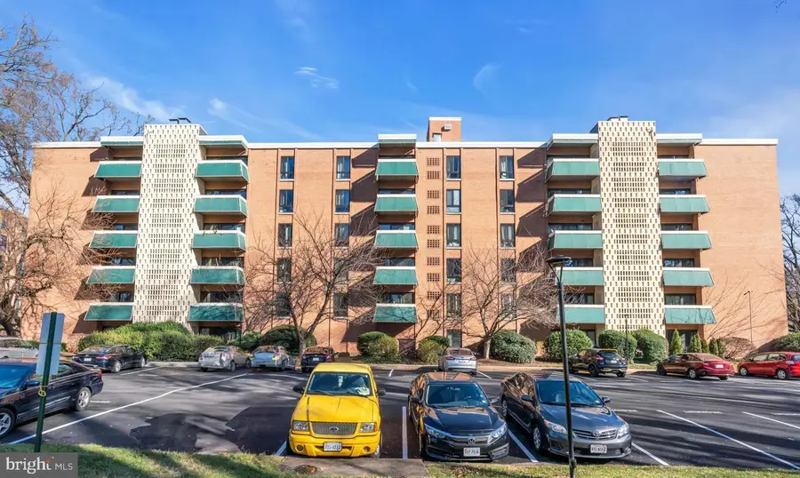 6141 Leesburg Pike #504, Falls Church, VA 22041 - Image #2