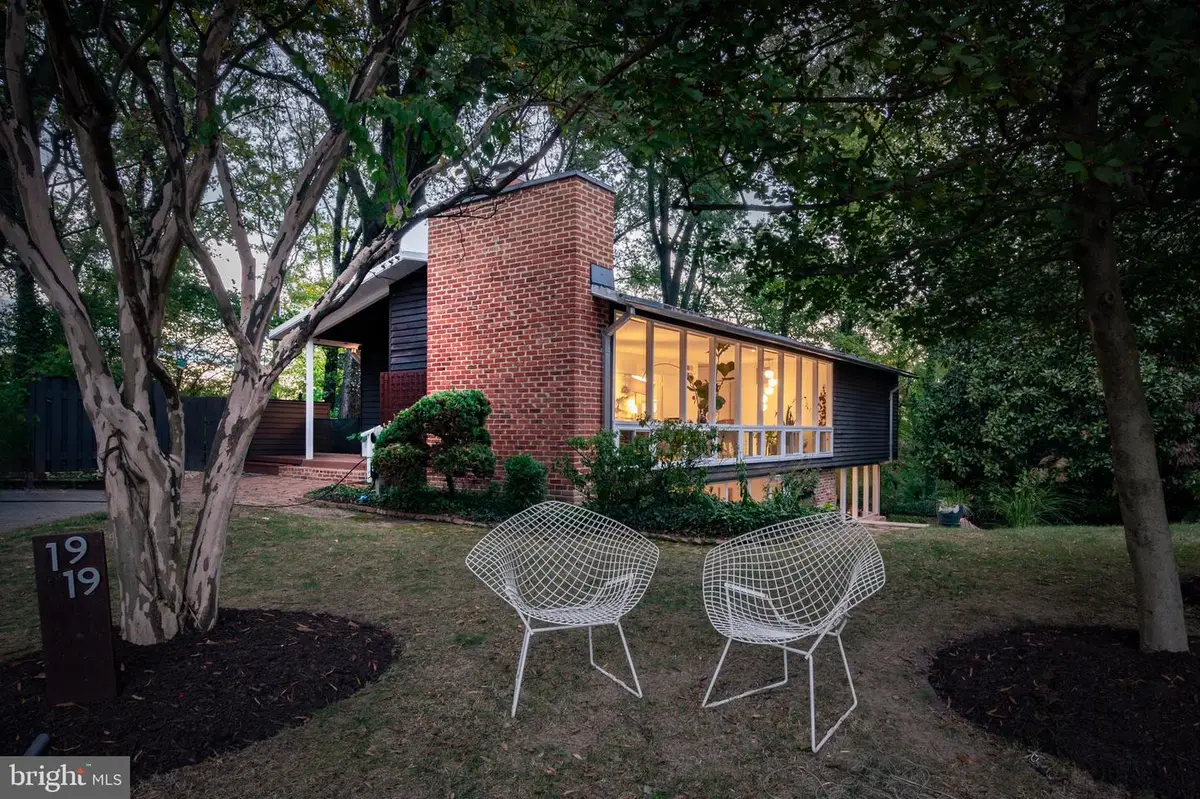 1919 Marthas Rd, Alexandria, VA 22307 - #1