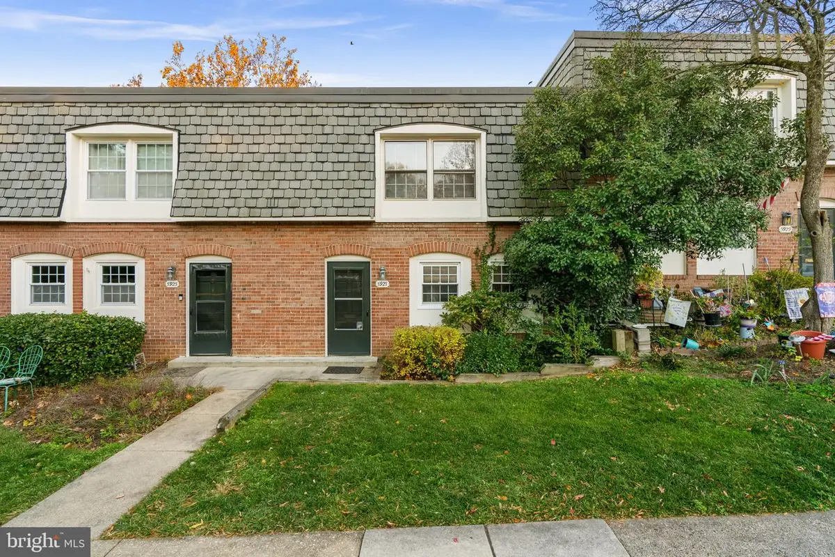 5927 Bayshire Rd #115, Springfield, VA 22152 - Image #1