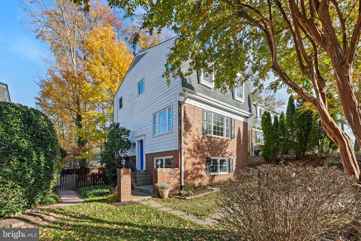 8643 Curtis Ave, Alexandria, VA 22309 - Image #1