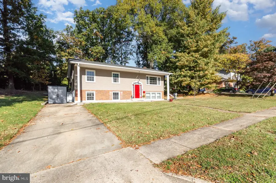 6208 Redwood Ln, Alexandria, VA 22310 - Image #3