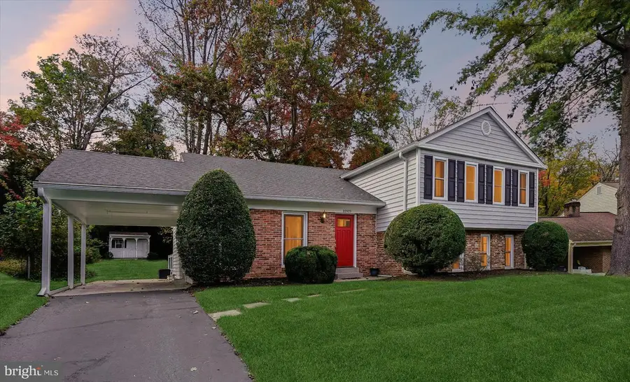 10919 Spurlock Ct, Fairfax, VA 22032 - Image #2