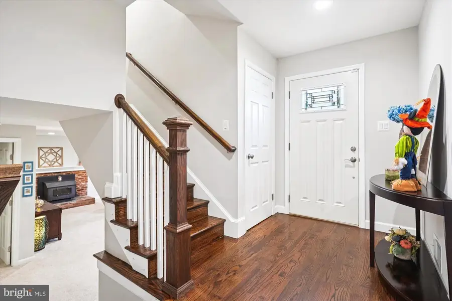 10919 Spurlock Ct, Fairfax, VA 22032 - Image #3