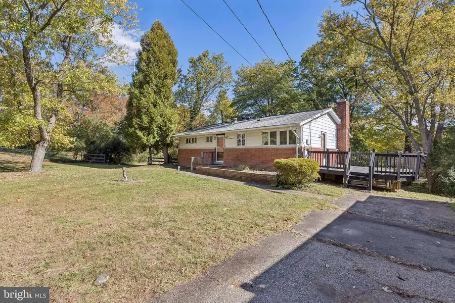 4501 Apple Tree Dr, Alexandria, VA 22310 - Image #2