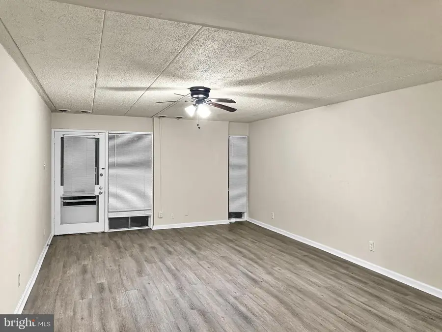 2607 Huntington Ave #65, Alexandria, VA 22303 - Image #2