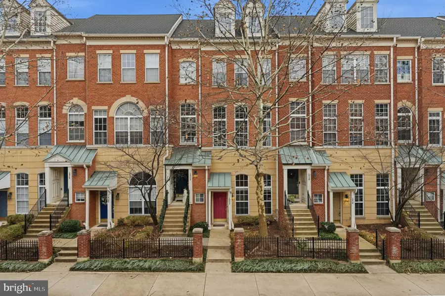 1934 Crescent Park Dr #28-a, Reston, VA 20190 - Image #2