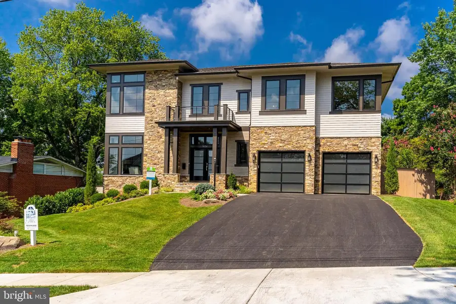 7205 Bayside Ct, McLean, VA 22101 - Image #2