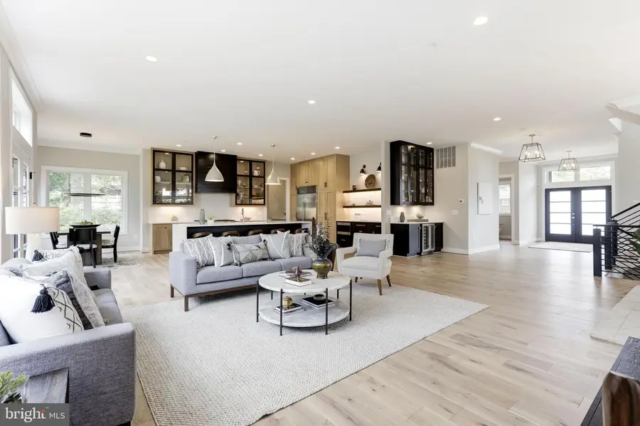 7205 Bayside Ct, McLean, VA 22101 - Image #3