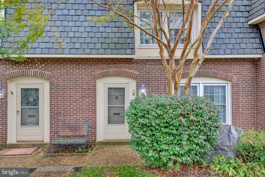 5921 Minutemen Rd, Springfield, VA 22152 - Image #3