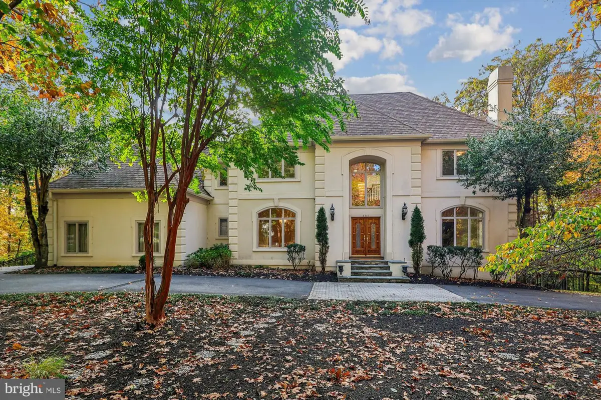 3010 Westhurst Ct, Oakton, VA 22124 - Image #1