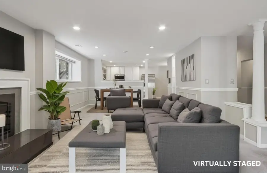 3769 Persimmon Cir, Fairfax, VA 22031 - Image #3