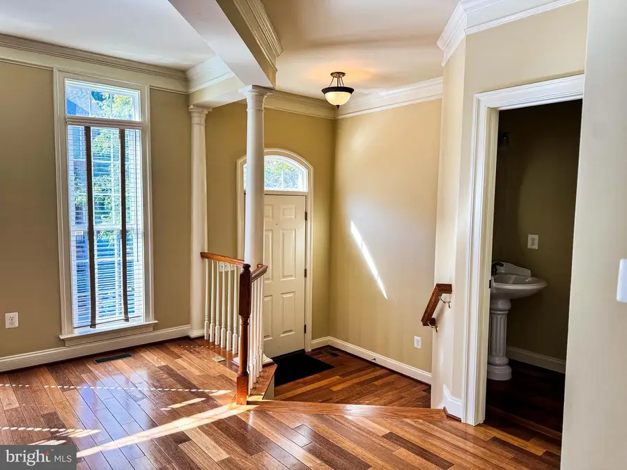 6403 Velliety Ln, Springfield, VA 22152 - Image #3