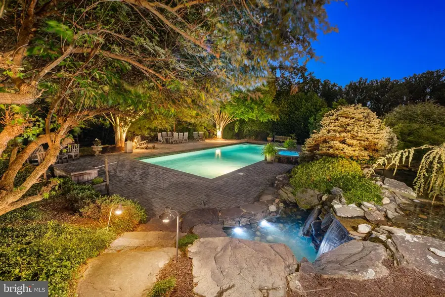 1205 Towlston Rd, Great Falls, VA 22066 - #2