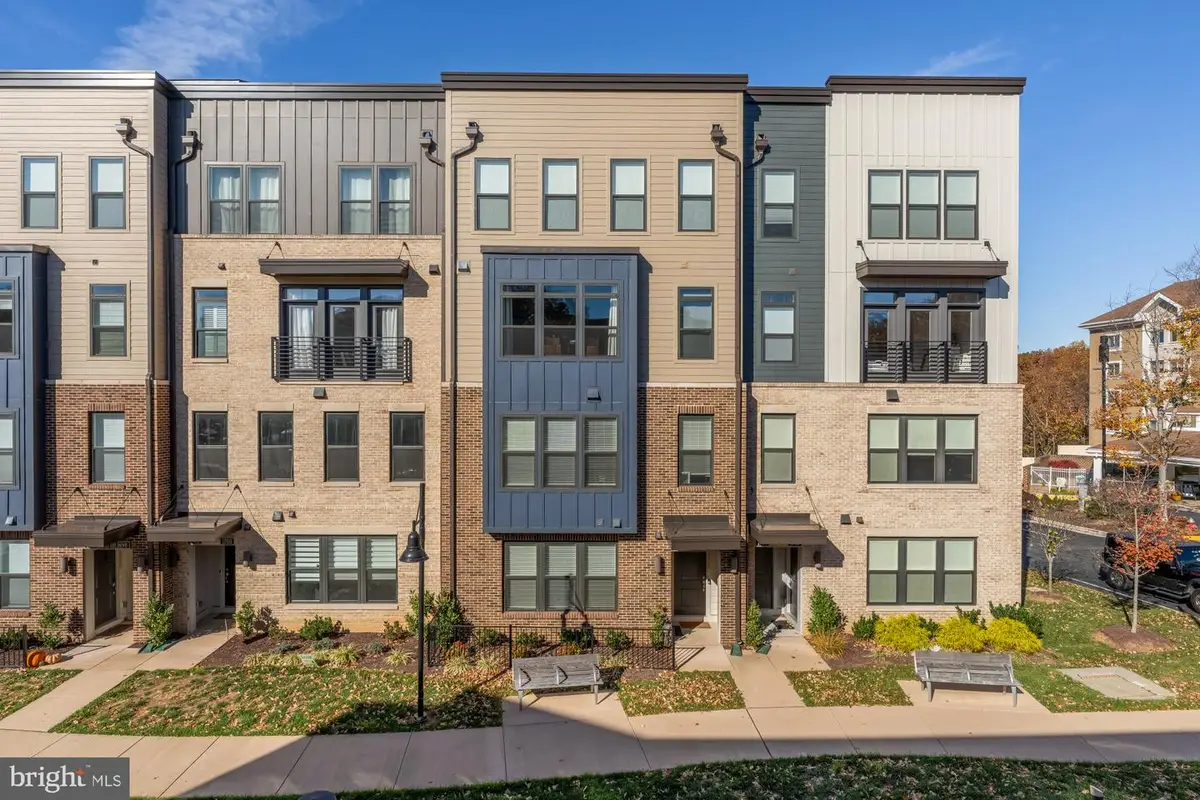 1704 Bandit Loop #20a, Reston, VA 20190 - Image #1